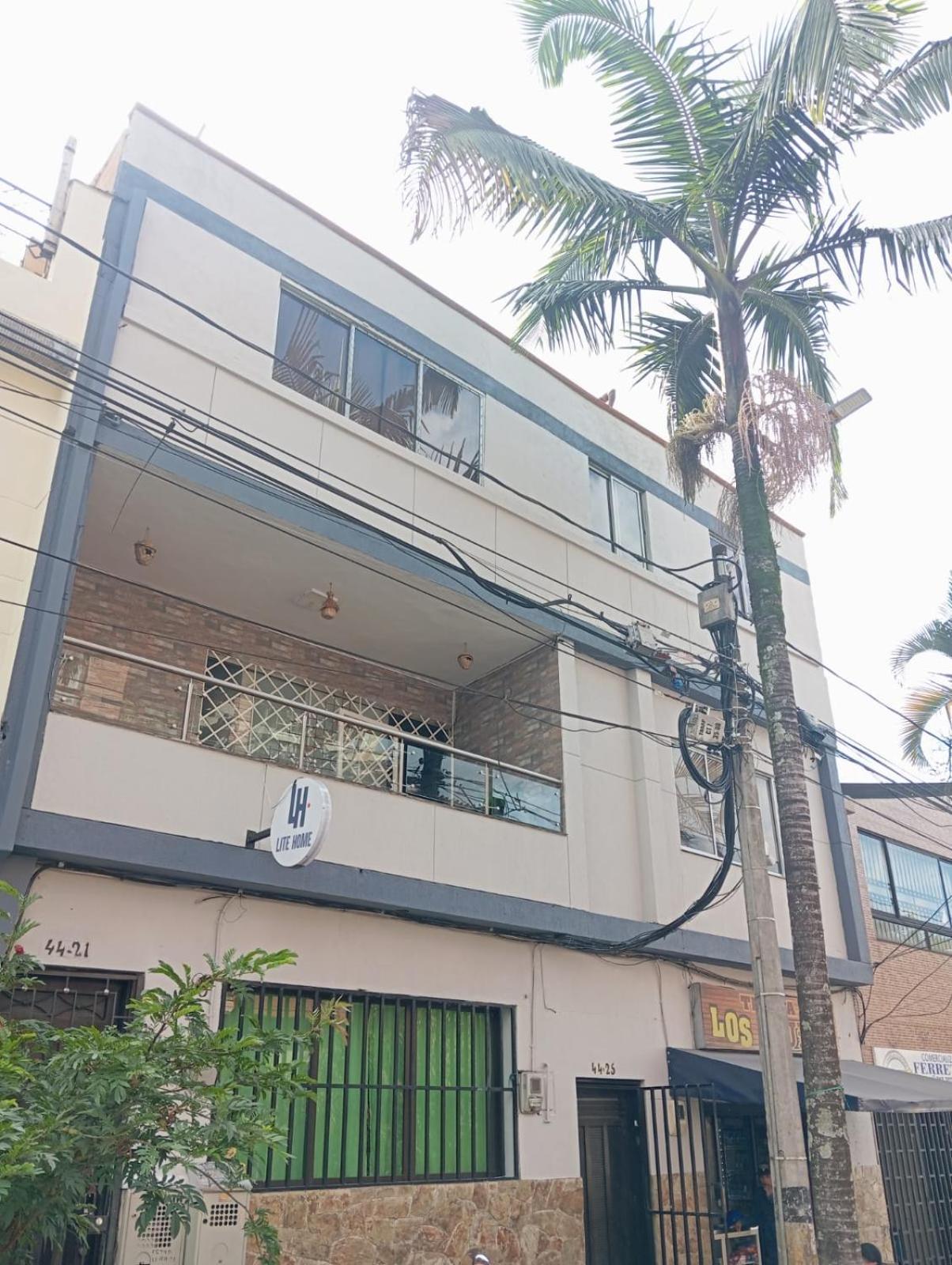 Casa Encanto, Apartamento - Habitaciones, Laureles-America Medellin Bagian luar foto